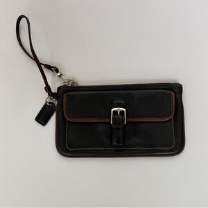 Coach vintage leather soho Black and Brown women’s Wristlet